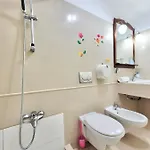 Magnolia House Apartment