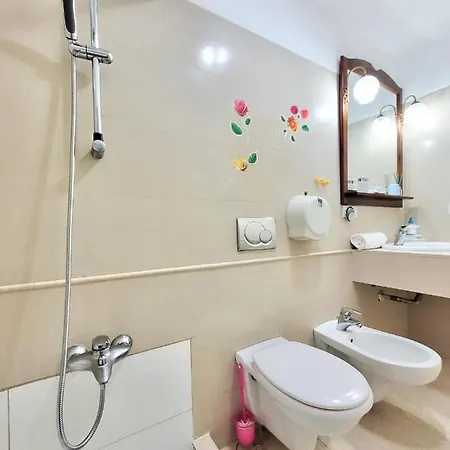 Magnolia House Apartment